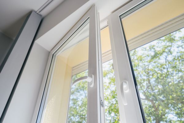 Cost of Vinyl Window Replacement in Battle Ground